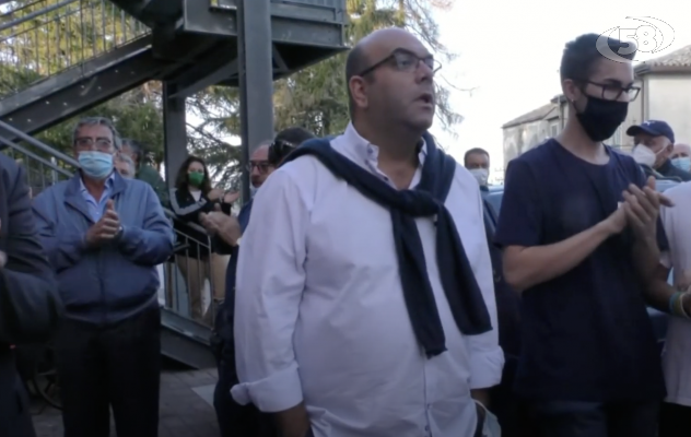 Andretta, l'impresa di Miele: sindaco per due voti. Festa grande