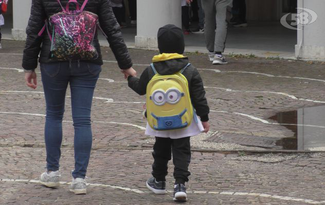 Ariano riapre le scuole: in classe infanzia e parte delle elementari