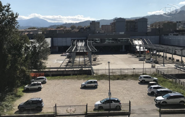 Autostazione Avellino, l'Air rescinde il contratto: lavori di nuovo fermi
