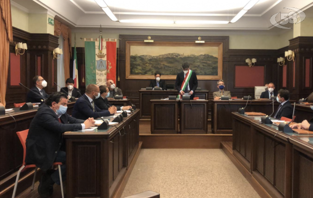 Ariano, il Consiglio debutta nel segno dell'unità: Orsogna presidente