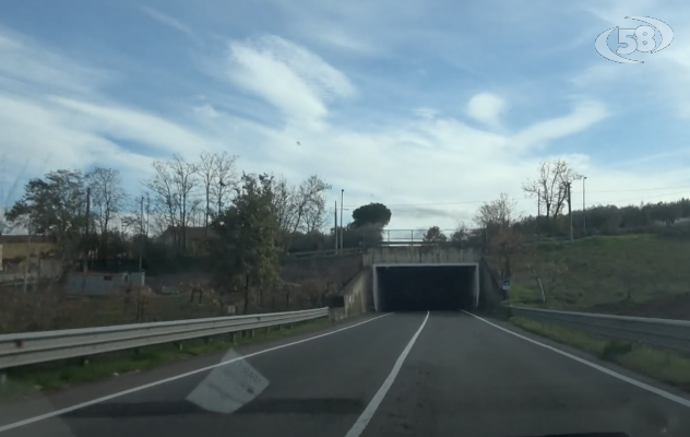 Addio al semaforo sul ponte "La Manna''. Dopo due anni e mezzo si torna alla normalità