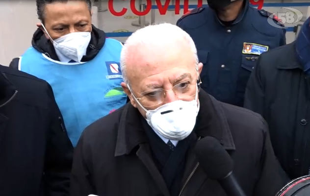 Vaccino e bilancio Covid, De Luca frena sull'apertura delle scuole/VIDEO