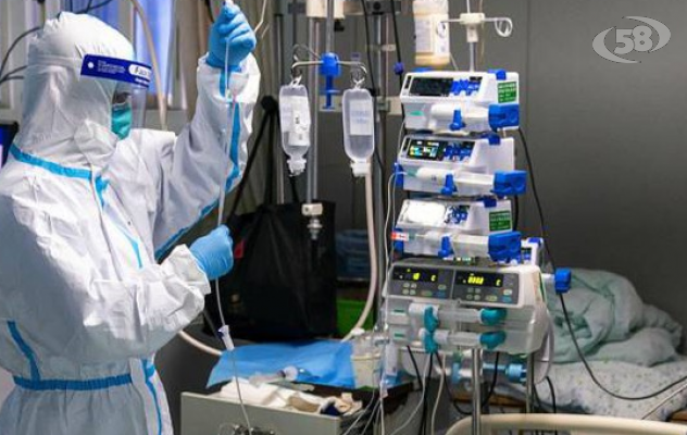 Covid, balzo di ricoveri: 65 pazienti nel padiglione Santa Teresa. 5 in terapia intensiva