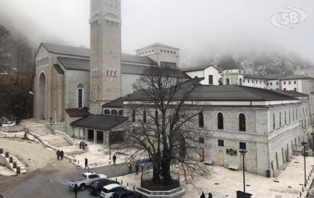 Candelora col covid. Pochi fedeli, ma la tradizione si onora /VIDEO