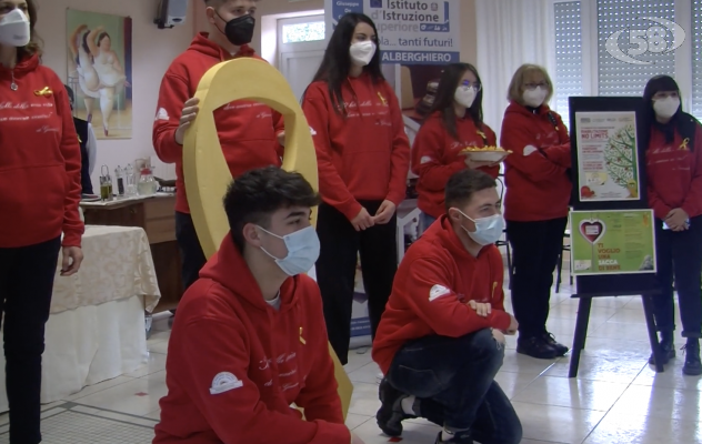 Giornata contro i tumori infantili, al De Gruttola l'iniziativa ''Piantiamo un melograno''/VIDEO