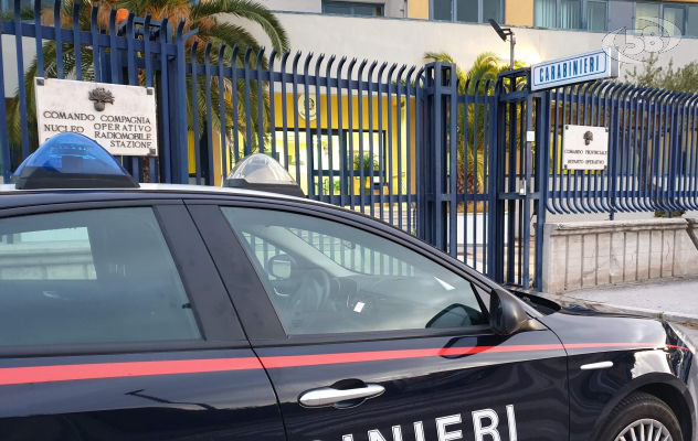 Disturba la messa, poi inveisce contro i carabinieri: arrestato