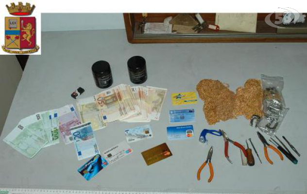 Avellino, tenta la truffa in un tabacchi: pregiudicato in manette. Recuperati 3500 euro