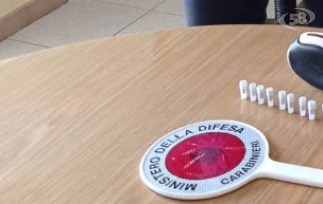 Beccato con dosi di eroina nascoste nell’auto: arrestato 40enne