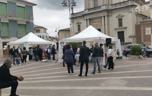 VIDEO/Fontanarosa celebra e ringrazia gli infermieri: ''Esempio di grande professionalità''