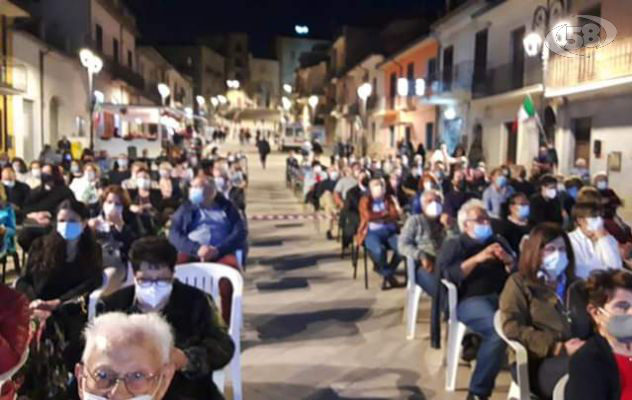 Taurasi, la fanfara dei Carabinieri incanta il pubblico 