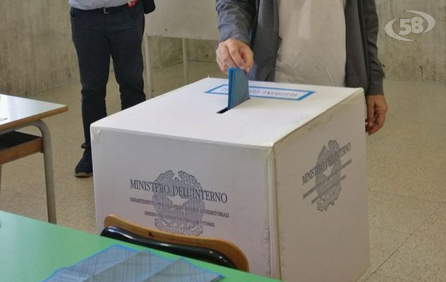 Verso il voto, 7 comuni con una lista: l'avversario è il quorum