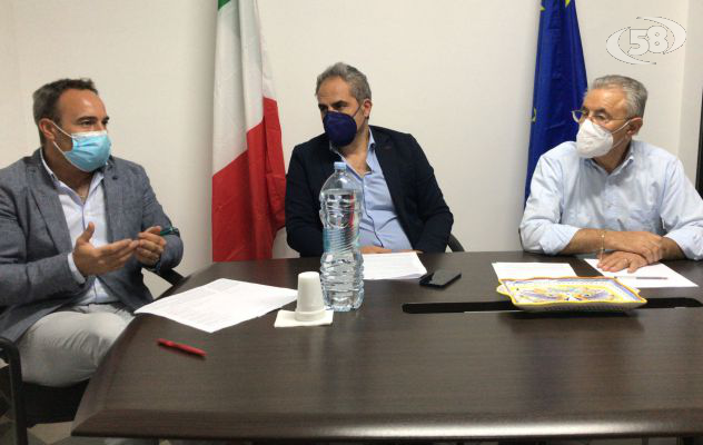 Cinghiali, Regione e associazioni: caccia e abbattimenti unica soluzione