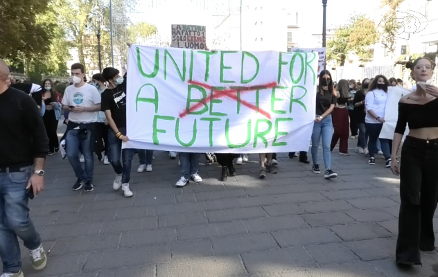 Friday For Future torna in piazza: agire subito per salvare il pianeta