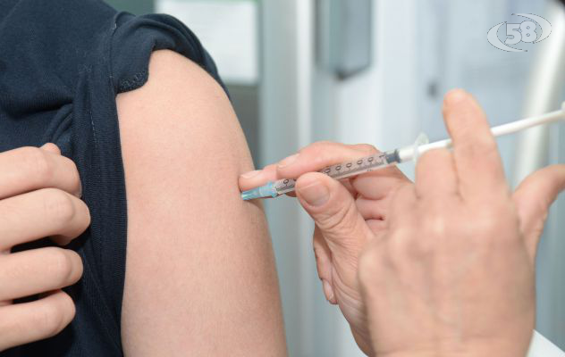 Asl e Moscati, In Irpinia sospesi tre sanitari no vax