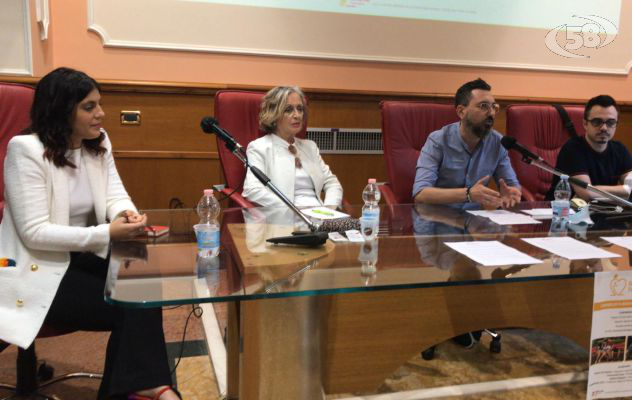 Adozioni per single e coppie Lgbt, la campagna nazionale parte dall'Irpinia /VIDEO