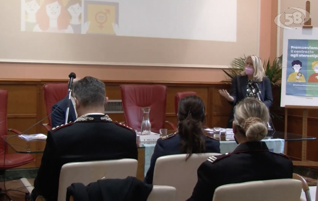 Violenza sulle donne, Confcooperative chiede più fondi per case rifugio e centri di assistenza