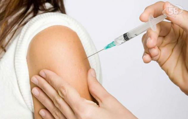 Vaccini antinfluenzali, si parte anche con i bambini fino a 6 anni