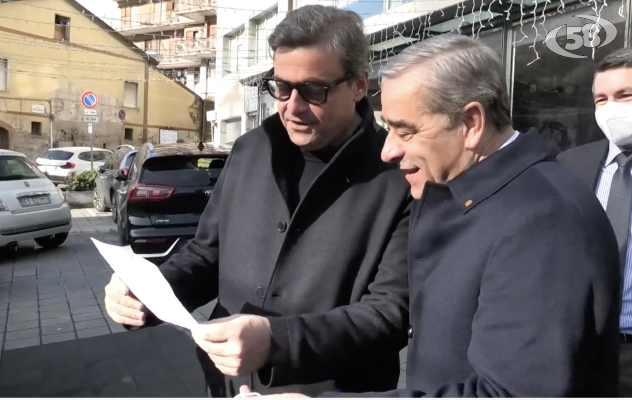 Calenda: ''Noi con D'Agostino. No a populisti e sovranisti''
