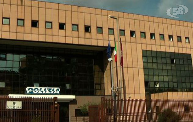 Somministra bevande alcoliche ai minorì, attività sospesa per 25 giorni