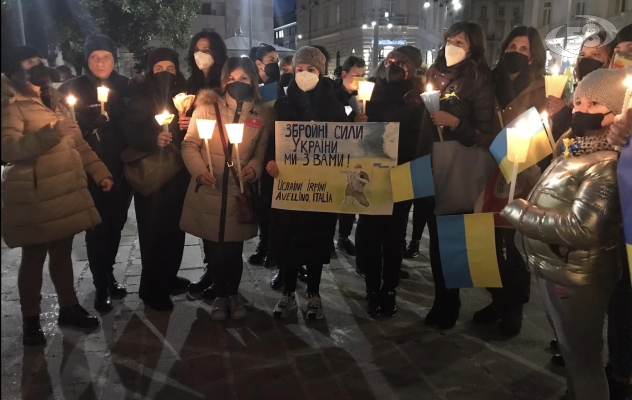 Irpinia, donne ucraine in piazza: lacrime, orgoglio e determinazione