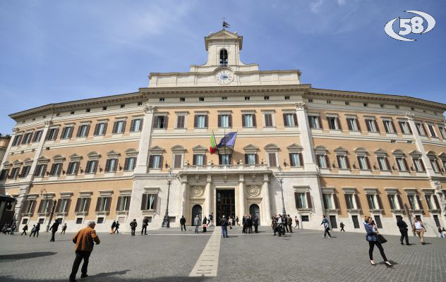 Liste chiuse, tutti gli irpini in campo. Ma gli eletti saranno pochi