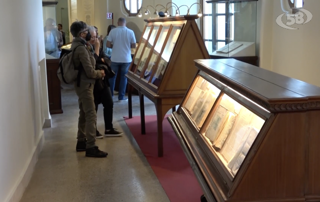 ''Ex libris'', in mostra i tesori della biblioteca di Montevergine /VIDEO