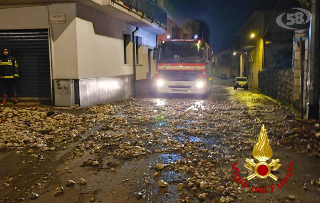 Bombe d'acqua sull'Irpinia, 30 interventi per i Vigili del Fuoco