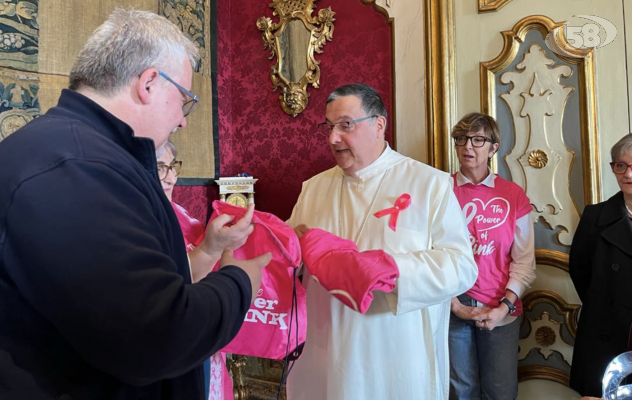 Torna la camminata rosa, parola d'ordine: prevenzione