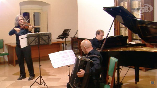 ClassicAriano, applausi per il Magnasco Trio: brani di Morricone, Piazzolla e Sting