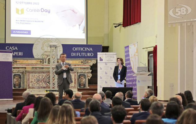 Career day, Unisannio apre le porte alle aziende. 700 nuove opportunità/VIDEO