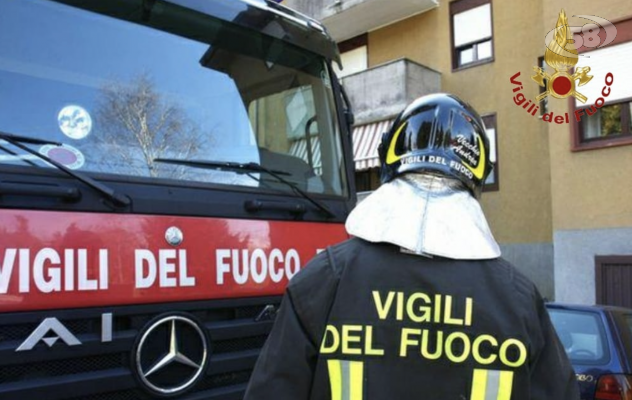 Non risponde ai richiami dei vicini, 63enne trovato senza vita