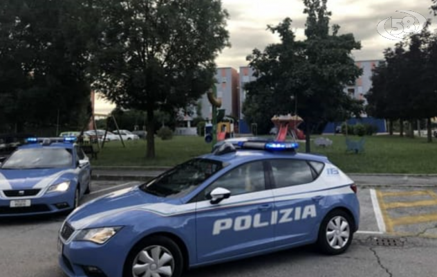 Ariano, furti in concessionari: Polizia denuncia padre e figlio 