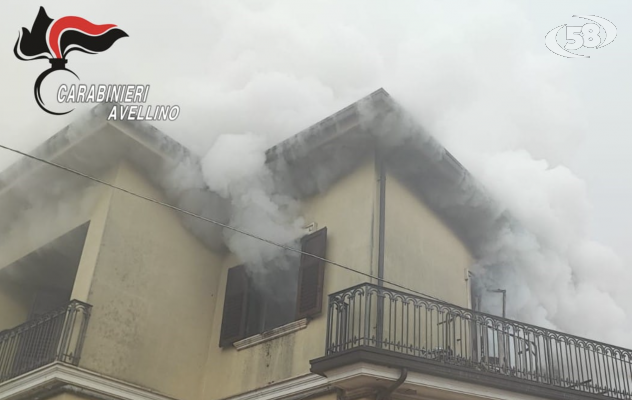 Volturara, casa in fiamme: paura per un'anziana