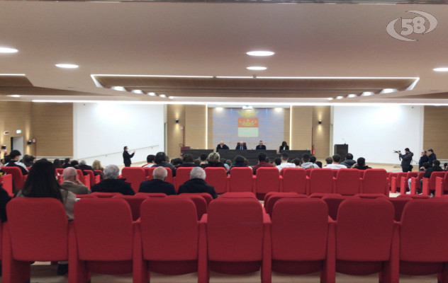 Nuovo auditorium per il ''Dorso''. Il piano per l'edilizia scolastica