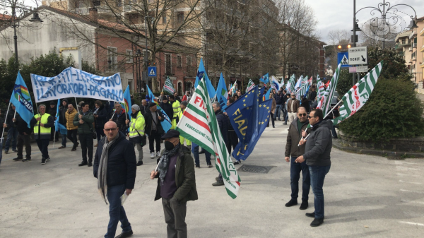 Irpiniambiente sciopera, adesione massiccia: ''No ai privati''