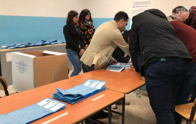 Comuni al voto, i nuovi sindaci: sorprese e riconferme