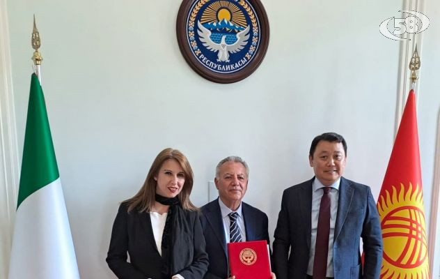 In città apre la prima sede consolare del Kirghizistan. Castiello: "Potenzieremo i rapporti commerciali"
