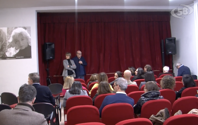 Nuovo teatro per la scuola media Covotta di Ariano