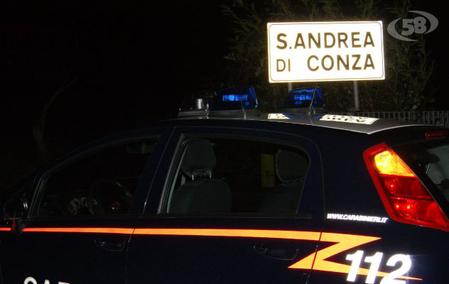 Aggressione al titolare di un bar: due persone denunciate