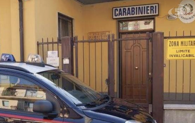 Viola il divieto di avvicinamento alla ex: arrestato un 46enne  