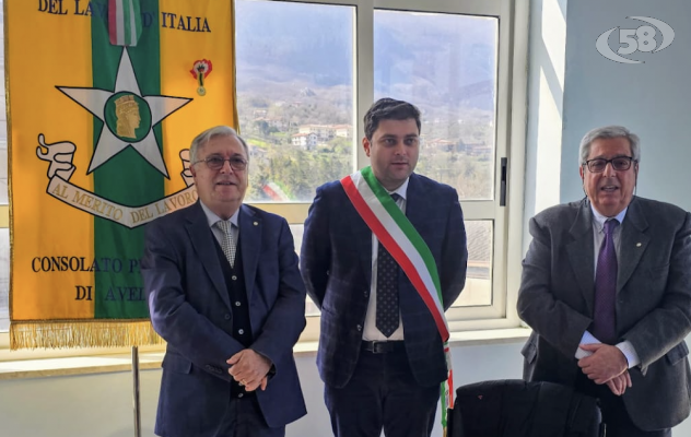 I Maestri del Lavoro a San Mango per l’apposizione della medaglia d’oro del Centenario sul labaro