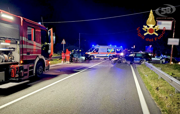 Violento impatto sulla variante: muore 57enne