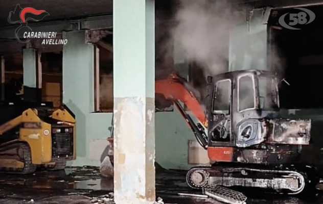 Incendio nel cantiere della scuola elementare