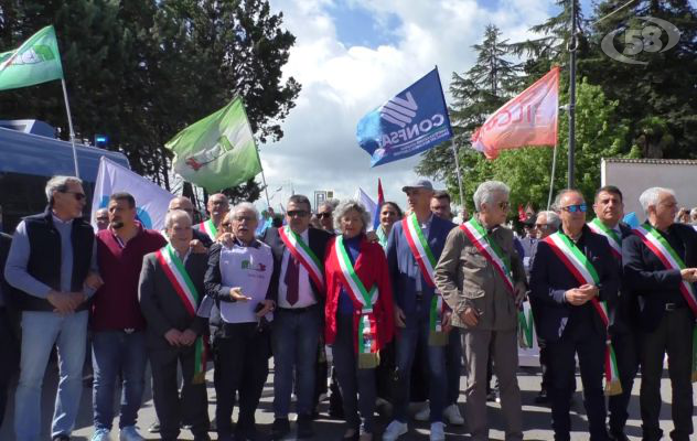 Sviluppo e IIA, Valle Ufita in piazza: sciopero e corteo