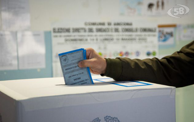 L'Irpinia sceglie 42 sindaci: Avellino col fiato sospeso