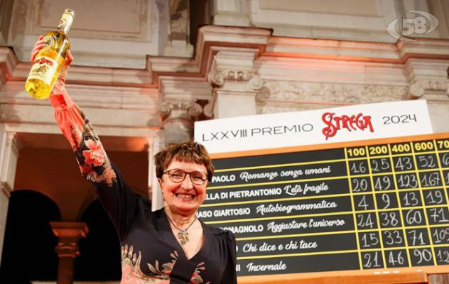 Premio Strega, vince Donatella Di Pietrantonio con L’età fragile 