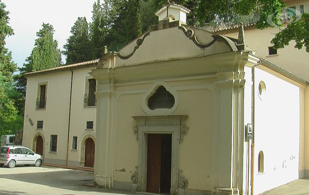 Volontari all'opera: giornata ecologica a Valleluogo