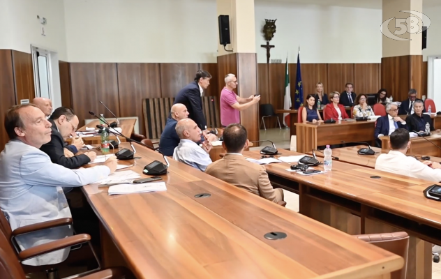 Avellino, lascia un altro assessore. Presto il rimpasto