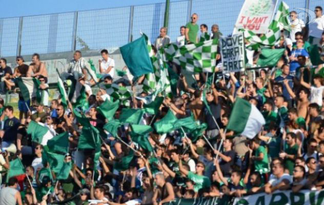 VIDEO/L’Avellino vola in serie B. Il Pisa non riesce a rovinare la festa