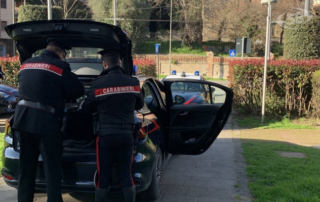 Spaccio di droga, 5 denunce in stato di libertà